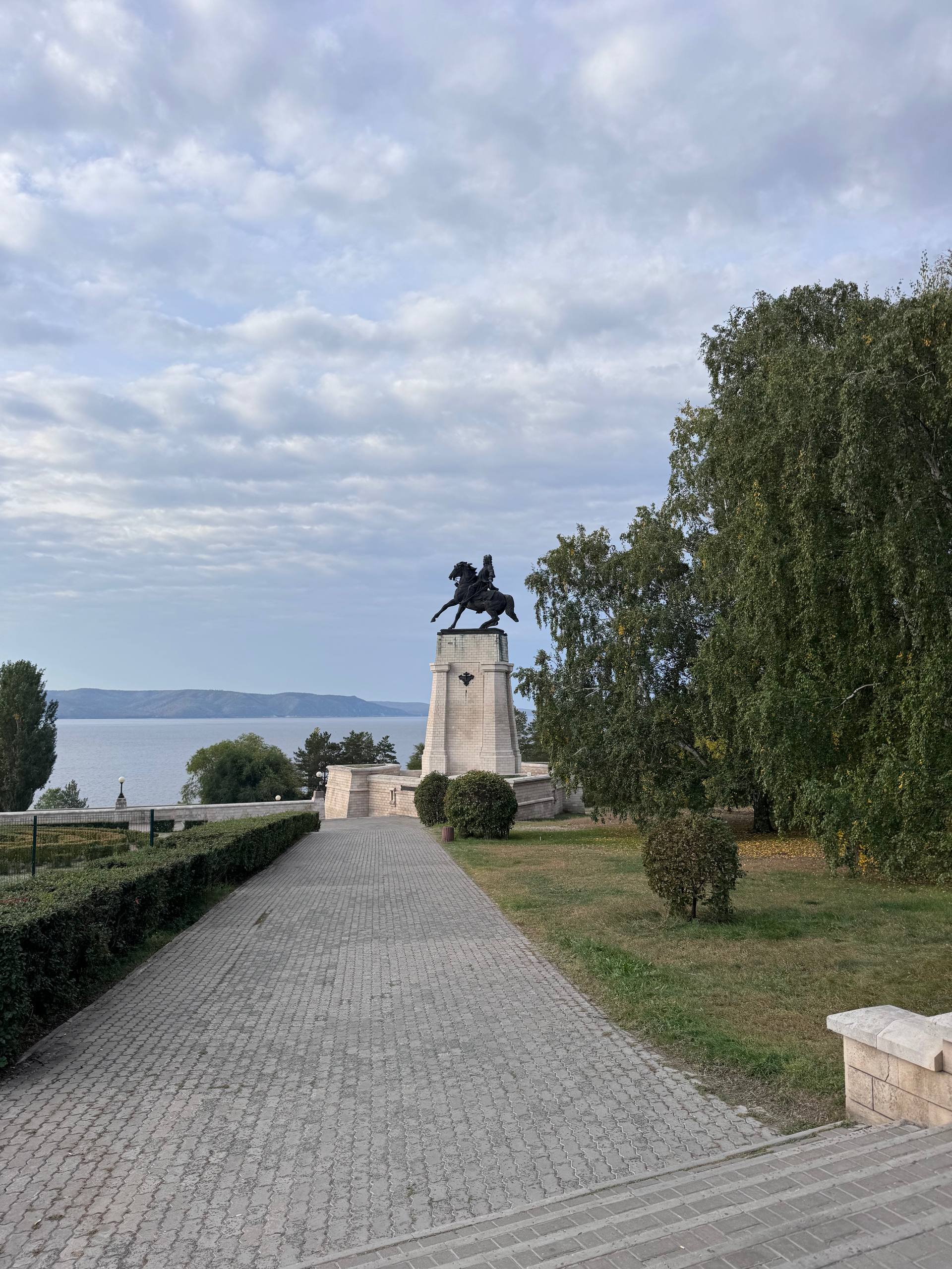 Экскурсия в замок Гарибальди + Тольятти (для групп)
